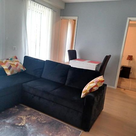 Scandpoint Apartment Fornebu Near Sea Front With Outdoor Walk! Stabekk Kültér fotó