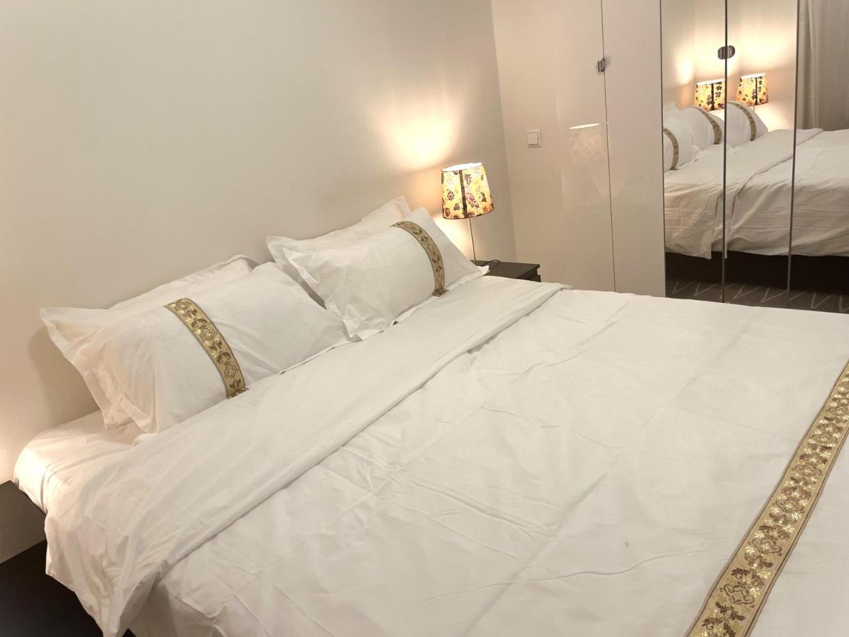 Scandpoint Apartment Fornebu Near Sea Front With Outdoor Walk! Stabekk Kültér fotó